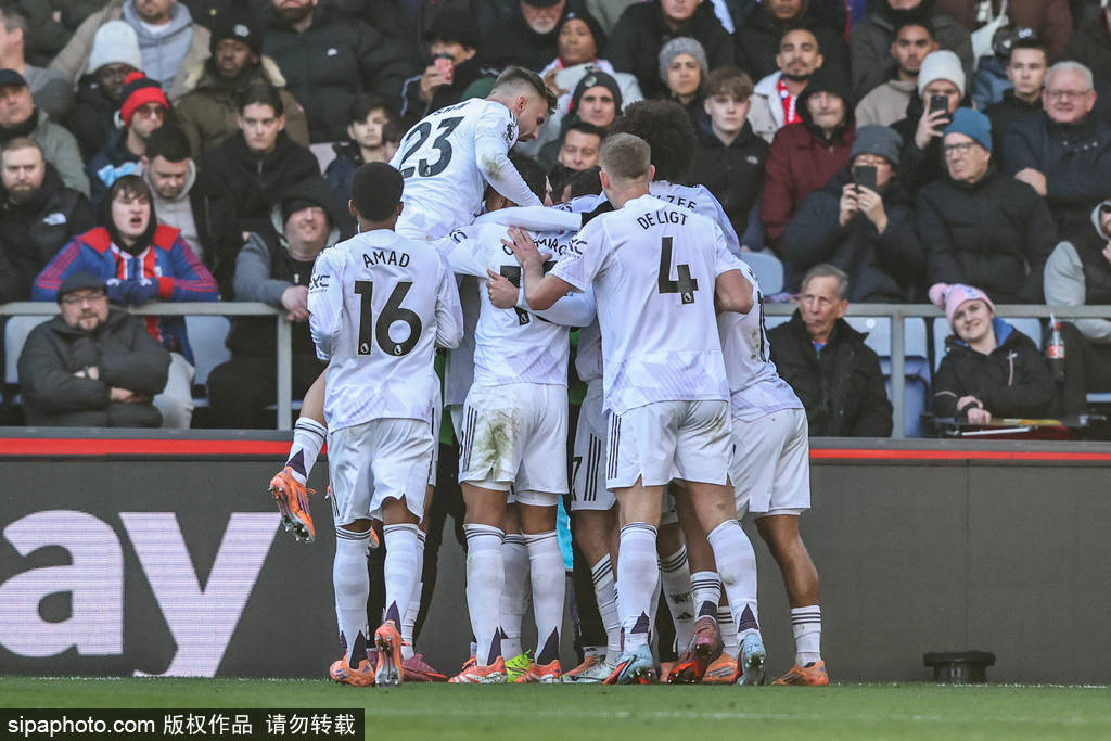 斯卡洛尼：梅西就是历史最佳 他生来就是领袖